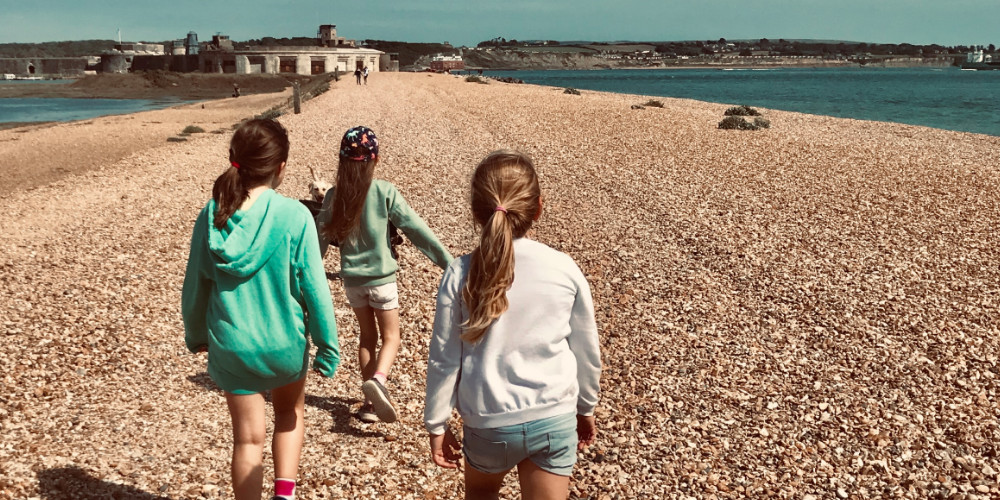 Walk to Hurst Castle